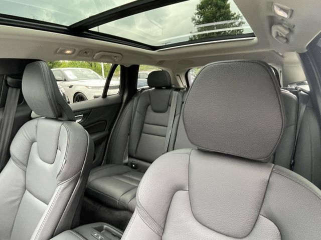 Certified 2024 Volvo V60 B5 Cross Country Plus w/ Climate Package AWD/4WD image 14