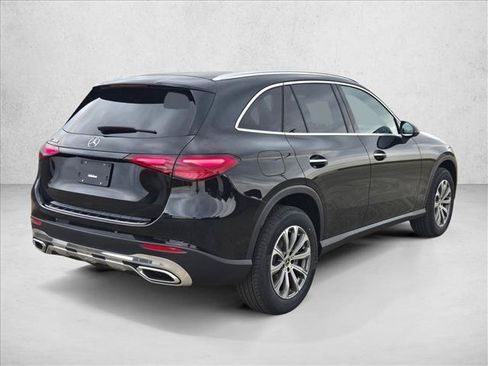 Certified 2026 Mercedes-Benz GLC 300 image 2