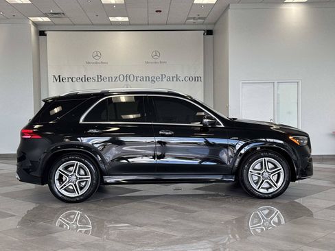 Certified 2024 Mercedes-Benz GLE 53 AMG 4MATIC image 3