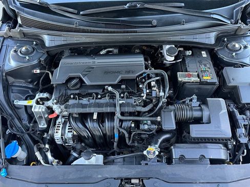 Used 2023 Hyundai Elantra SEL w/ Convenience Package image 21