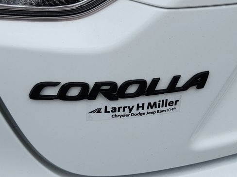 Used 2021 Toyota Corolla SE image 25