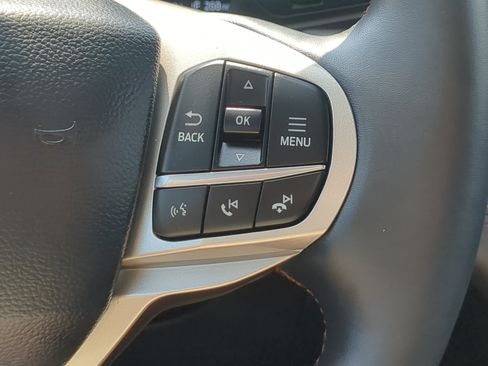 Certified 2025 Ford Explorer Active w/ Active Comfort Package RWD image 24