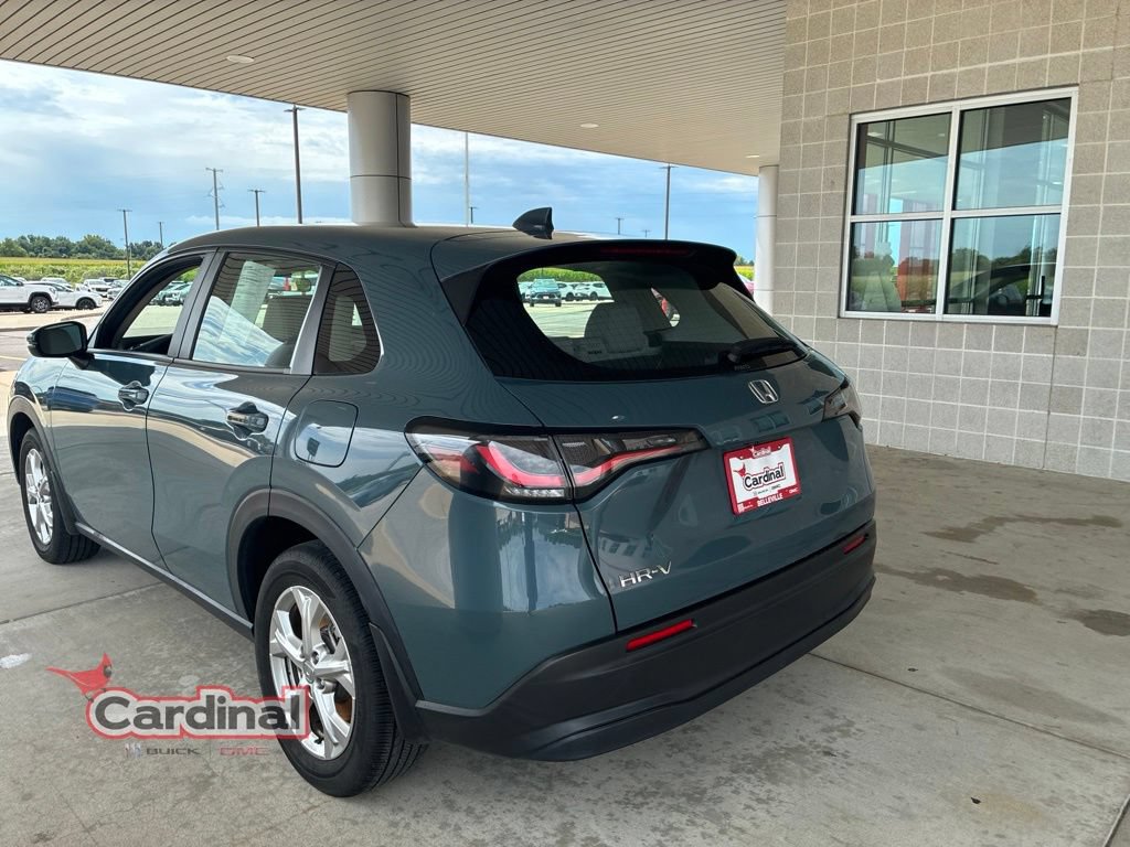 Used 2025 Honda HR-V LX image 3