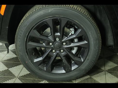 New 2026 Jeep Grand Cherokee Limited AWD/4WD image 14