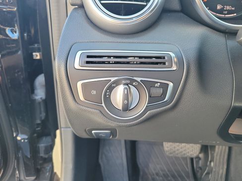 Certified 2021 Mercedes-Benz C 300 Sedan image 31