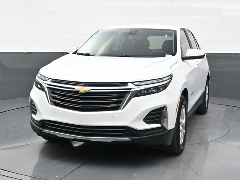 Used 2024 Chevrolet Equinox LT FWD image 8
