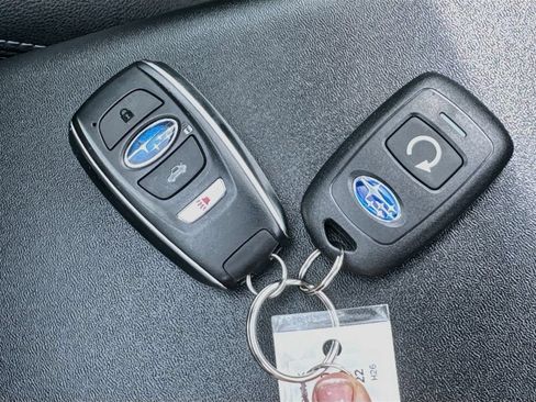 Used 2022 Subaru Forester Premium AWD/4WD image 34