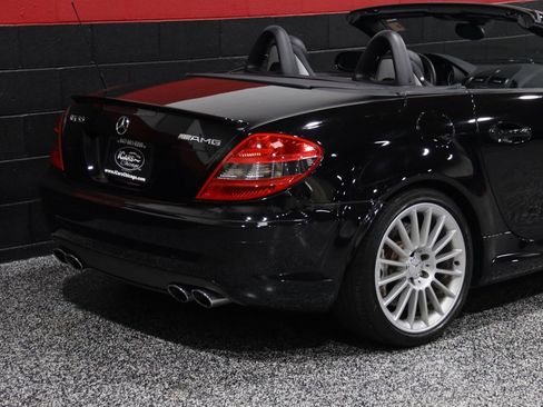 Used 2005 Mercedes-Benz SLK 55 AMG image 9