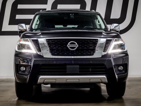 Used 2018 Nissan Armada Platinum w/ Captain Seat Package RWD image 4