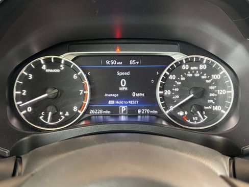Used 2025 Nissan Altima 2.5 SV FWD image 40