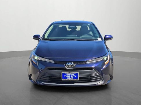 Used 2024 Toyota Corolla LE FWD image 2