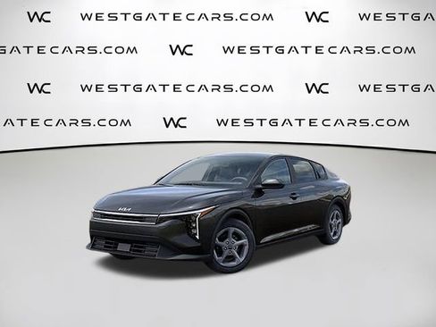 New 2025 Kia K4 LXS image 14