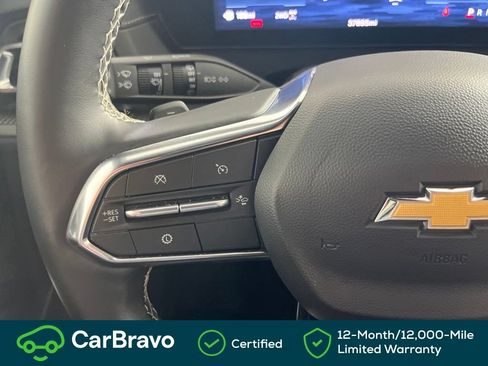 Used 2026 Chevrolet Traverse LT AWD/4WD image 24