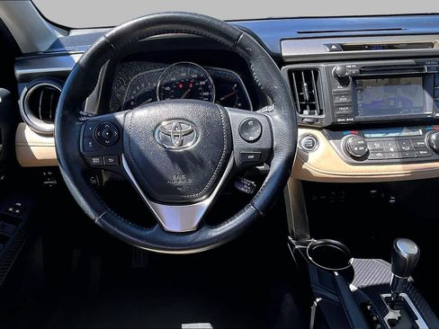 Used 2013 Toyota RAV4 Limited AWD/4WD image 6