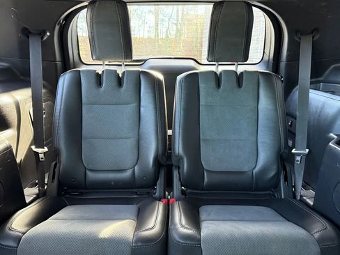 Used 2015 Ford Explorer XLT w/ Equipment Group 202A image 23