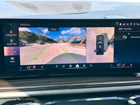 Used 2025 BMW X7 xDrive40i w/ Premium Package image 25