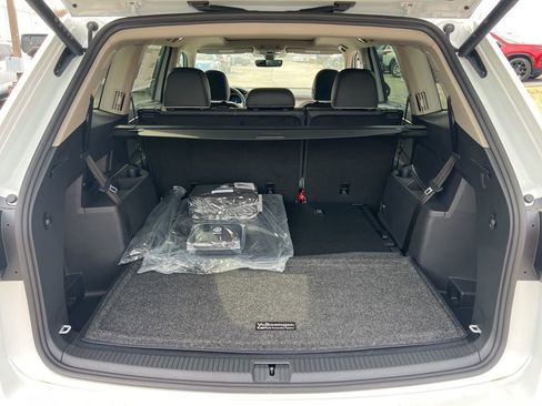 New 2026 Volkswagen Atlas SEL Premium R-Line AWD/4WD image 13