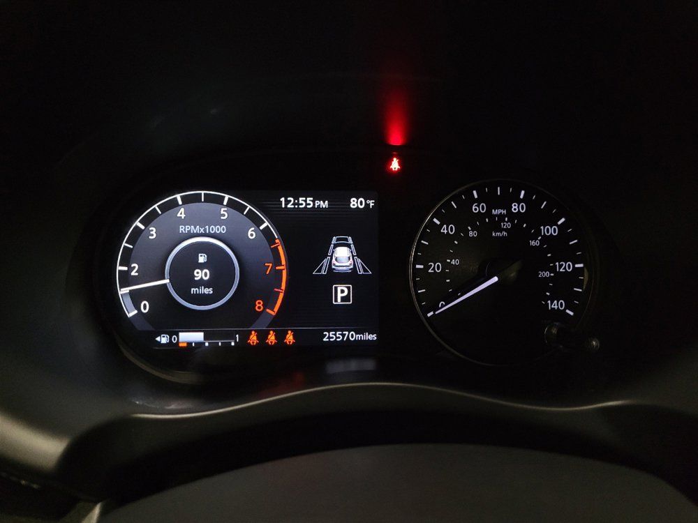 Used 2024 Nissan Kicks SV w/ Interior Electronics Package FWD image 23