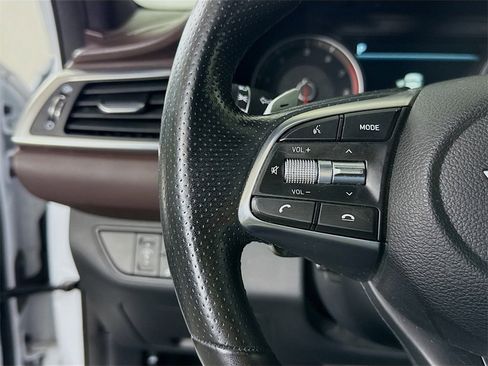 Used 2019 Genesis G70 2.0T Advanced w/ Dynamic Package image 22