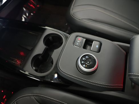 Used 2024 Ford Mustang Mach-E Premium image 15