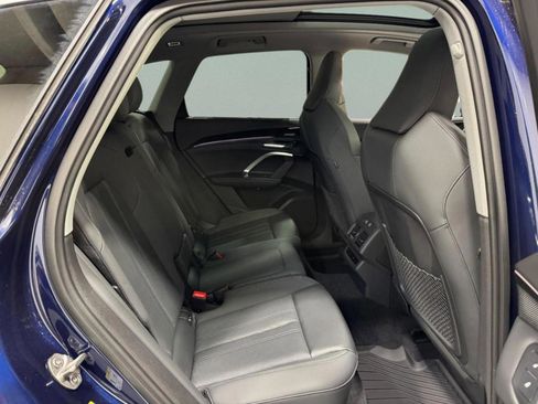 New 2025 Audi Q5 Premium Plus image 9