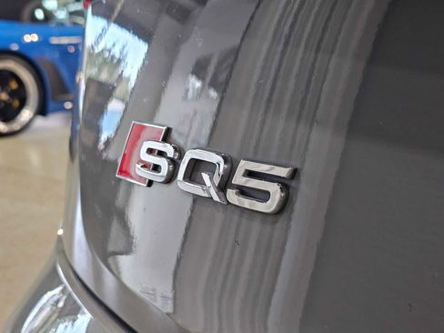 Used 2022 Audi SQ5 Premium Plus w/ Premium Plus Package image 15