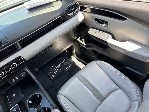 Used 2024 Honda Pilot EX-L image 15
