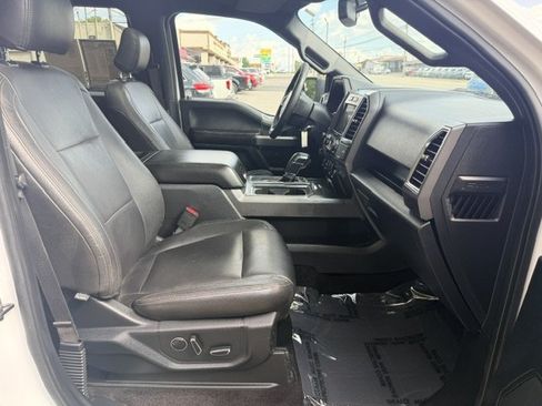 Used 2016 Ford F150 XLT w/ Equipment Group 302A Luxury AWD/4WD image 18