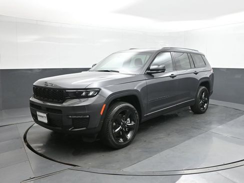 New 2025 Jeep Grand Cherokee L Limited w/ Black Appearance Package image 1
