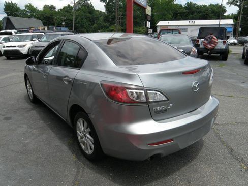 Used 2013 MAZDA MAZDA3 i Touring image 3