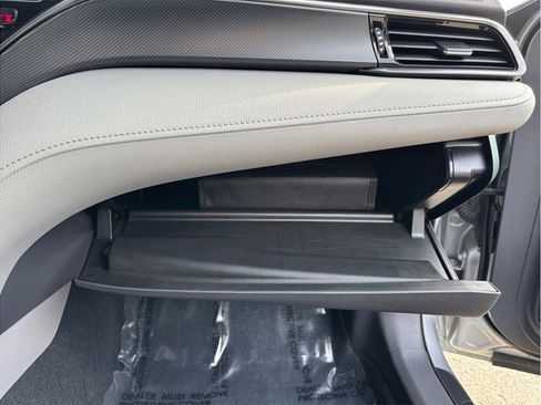 Used 2022 Toyota Camry LE image 35