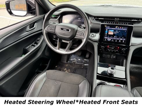 Used 2023 Jeep Grand Cherokee Altitude image 4