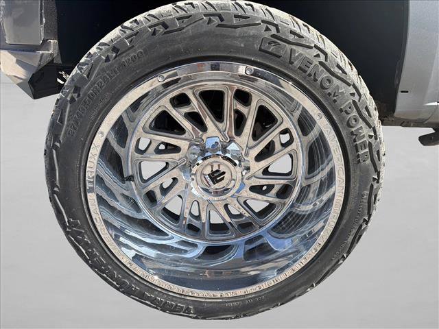 Used 2019 Chevrolet Silverado 1500 RST AWD/4WD image 9
