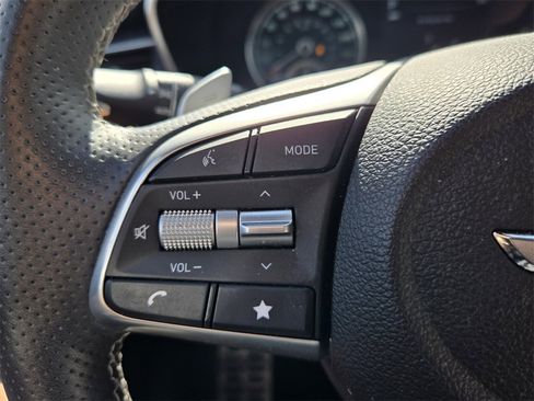 Certified 2023 Genesis G70 2.0T w/ Sport Prestige Package image 24