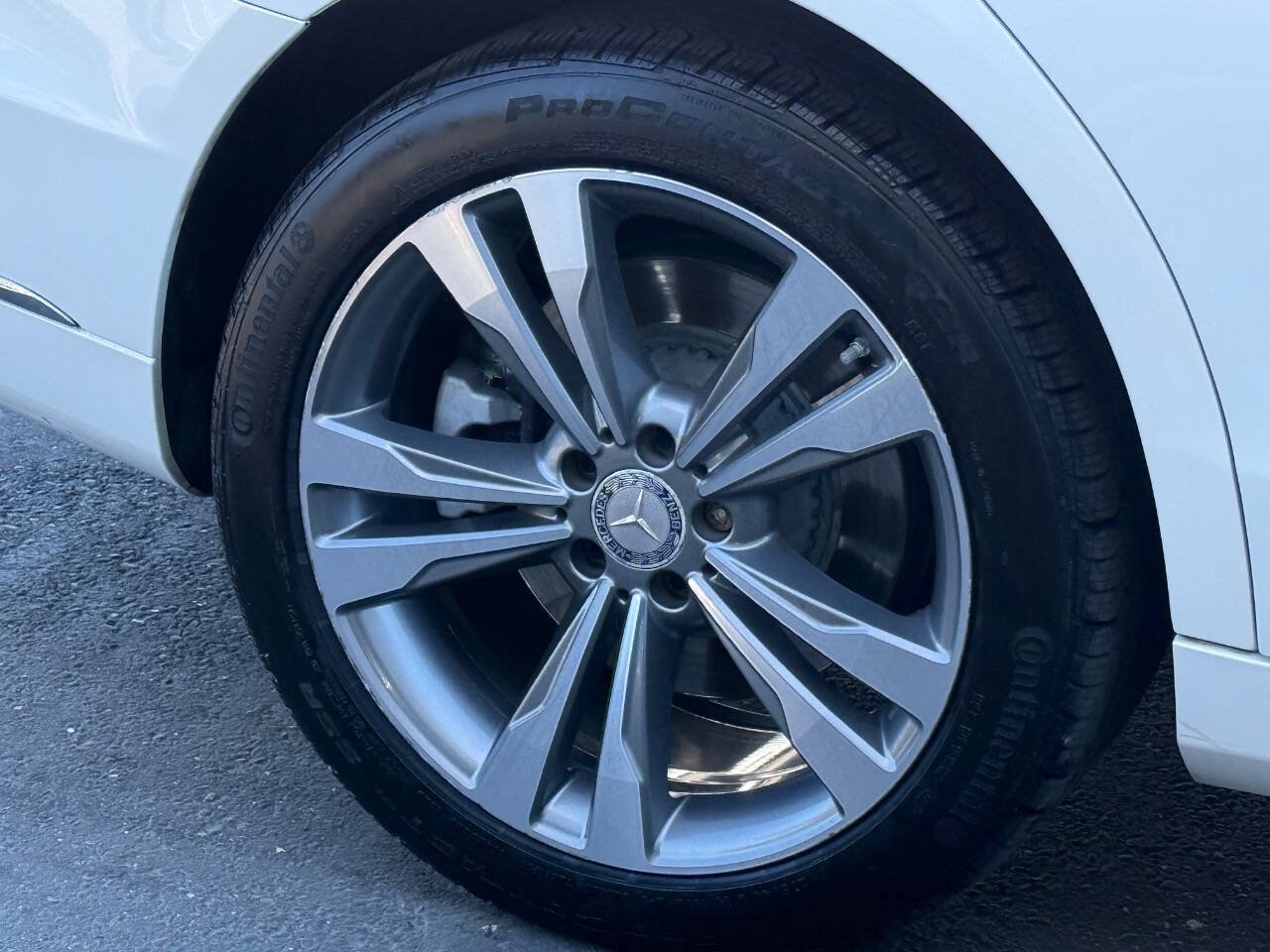 Used 2015 Mercedes-Benz S 550 Sedan image 19