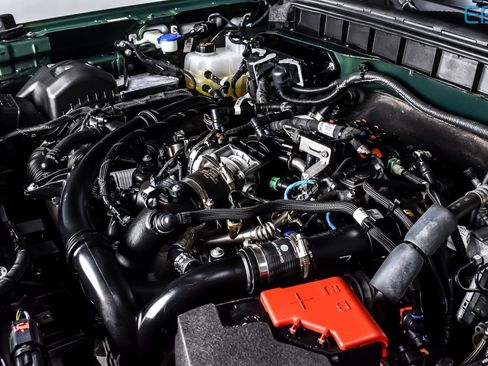 Used 2022 Ford Bronco Badlands image 14