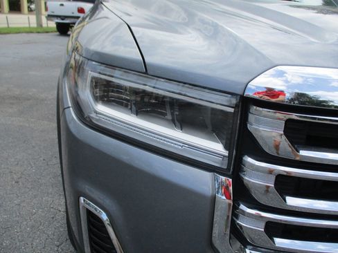 Used 2020 GMC Acadia SLE image 35