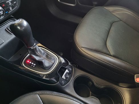 Used 2021 Jeep Compass Limited image 26