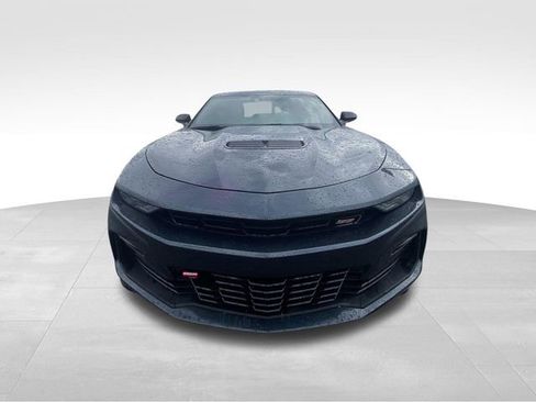 Used 2021 Chevrolet Camaro SS image 17