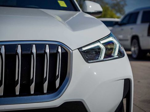 Used 2024 BMW X1 xDrive28i w/ Technology Package image 5