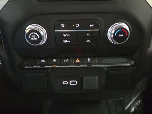 Used 2023 GMC Sierra 1500 Pro w/ Pro Value Package AWD/4WD image 14