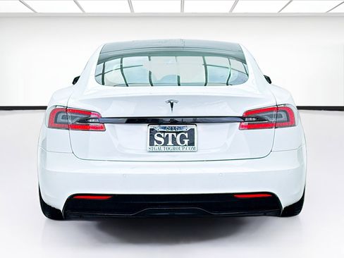 Used 2022 Tesla Model S Base image 5