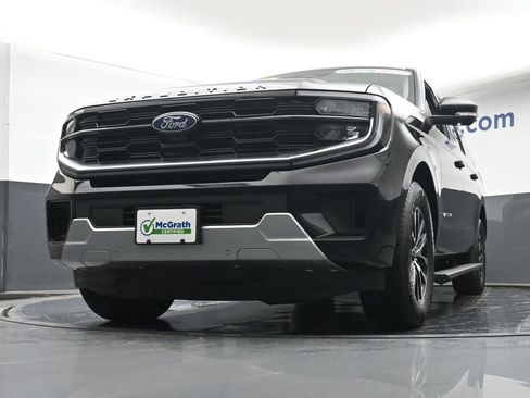 Used 2025 Ford Expedition Max Platinum AWD/4WD image 7