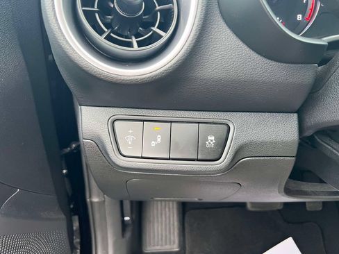 Certified 2023 Kia Forte LXS w/ LXS Technology Package FWD image 21