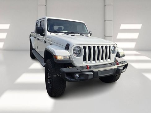 Used 2020 Jeep Gladiator Overland image 3