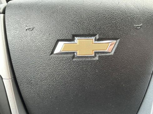 Used 2017 Chevrolet Equinox LT w/ Convenience Package FWD image 18