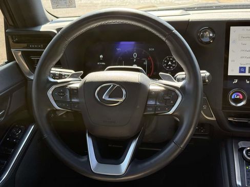 Used 2024 Lexus GX 550 image 10
