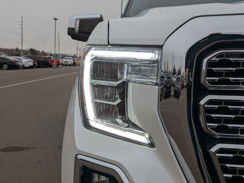 Used 2021 GMC Sierra 1500 Denali w/ Denali Ultimate Package image 46