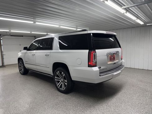 Used 2018 GMC Yukon XL Denali w/ Denali Ultimate Package image 4