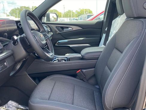 New 2026 Chevrolet Traverse LT w/ LPO, Floor Liner Package image 12